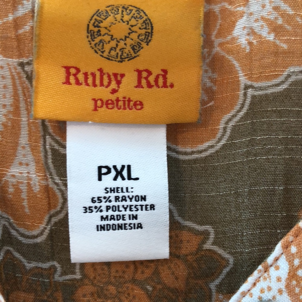 Ruby Road Top - Picture 3 of 4